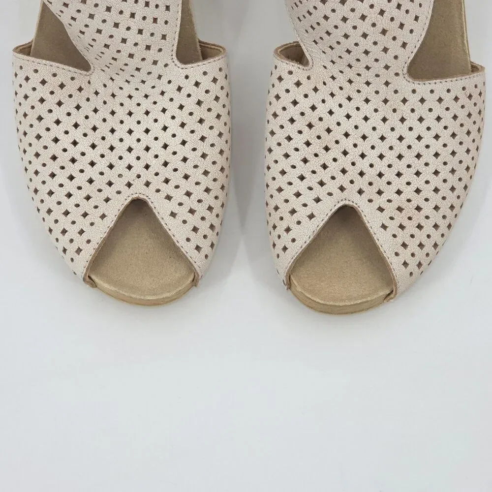 Dansko Teagan Leather Sandals Womens Size 41 White Slingback Neutral  Granny